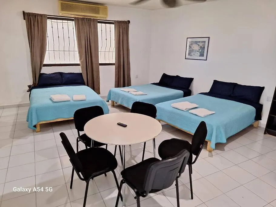 Casa Para Mas 20 Personas Con Alberca En Su Interior Cancún Casa de Férias