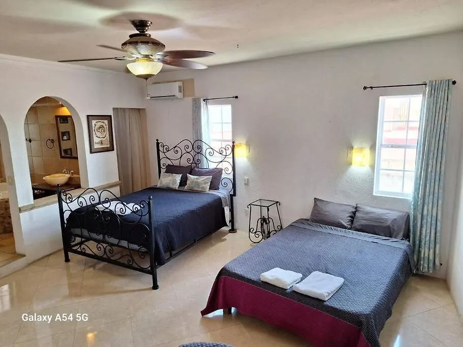 Casa Para Mas 20 Personas Con Alberca En Su Interior Cancún Casa de Férias