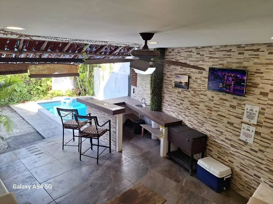 Casa de Férias Casa Para Mas 20 Personas Con Alberca En Su Interior Cancún