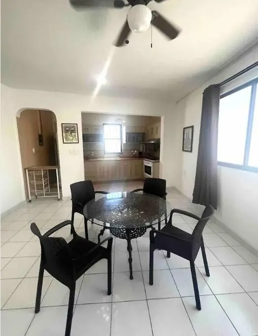 Casa Para Mas 20 Personas Con Alberca En Su Interior Cancún Casa de Férias