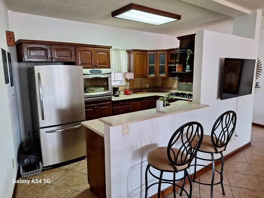 Casa Para Mas 20 Personas Con Alberca En Su Interior Cancún Casa de Férias