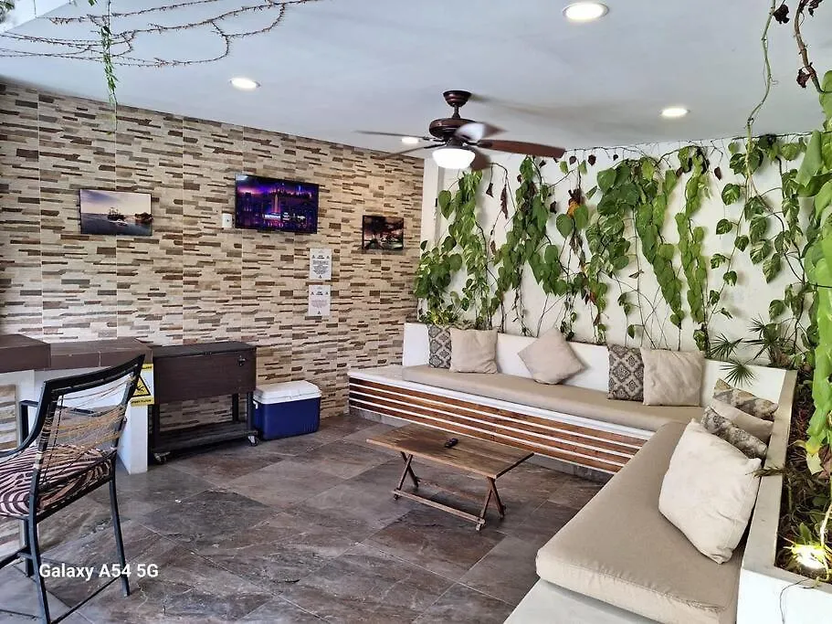 Casa Para Mas 20 Personas Con Alberca En Su Interior Cancún México