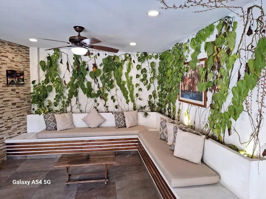 Casa Para Mas 20 Personas Con Alberca En Su Interior Cancún México