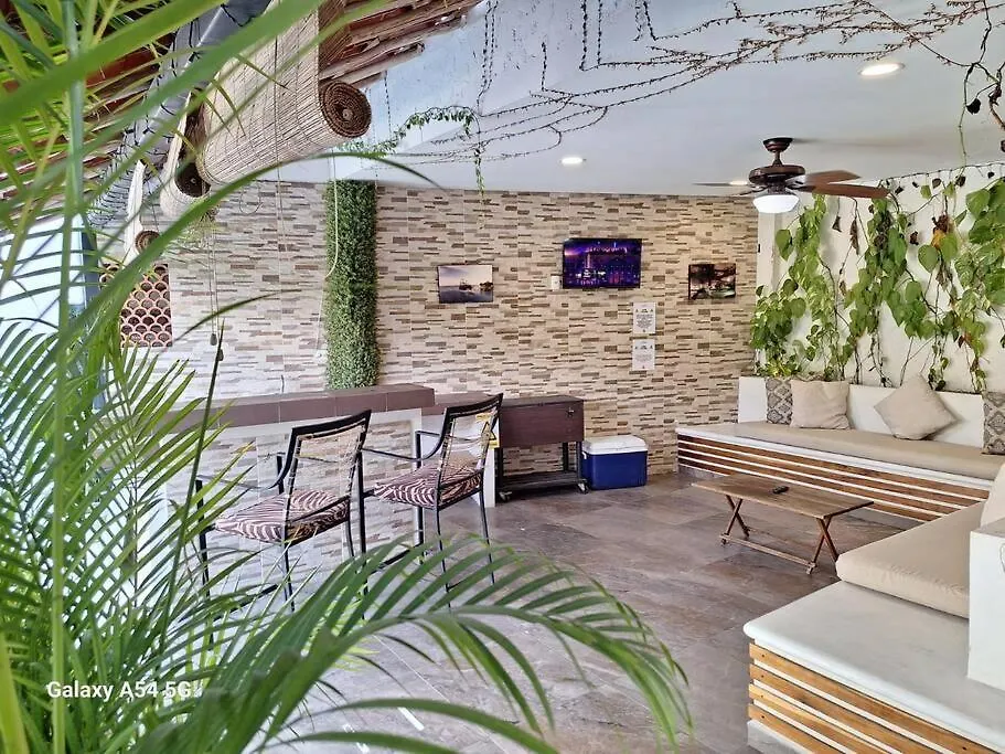 Casa Para Mas 20 Personas Con Alberca En Su Interior Cancún 0*,