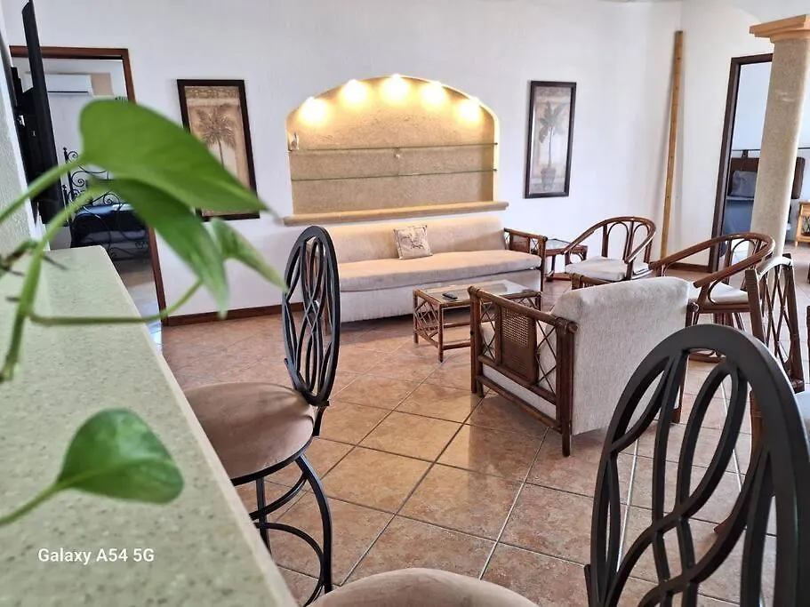 Casa Para Mas 20 Personas Con Alberca En Su Interior Cancún