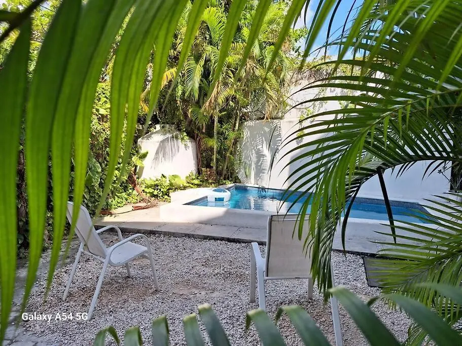 Casa de Férias Casa Para Mas 20 Personas Con Alberca En Su Interior Cancún México