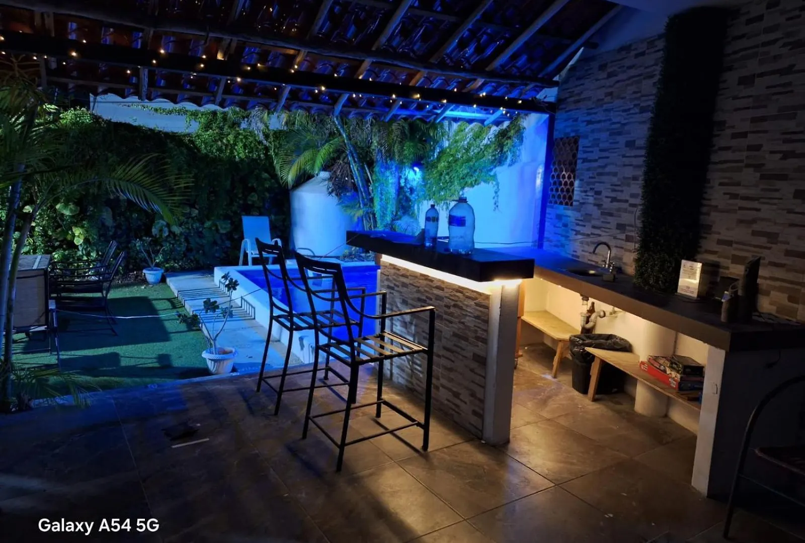 Casa Para Mas 20 Personas Con Alberca En Su Interior location
